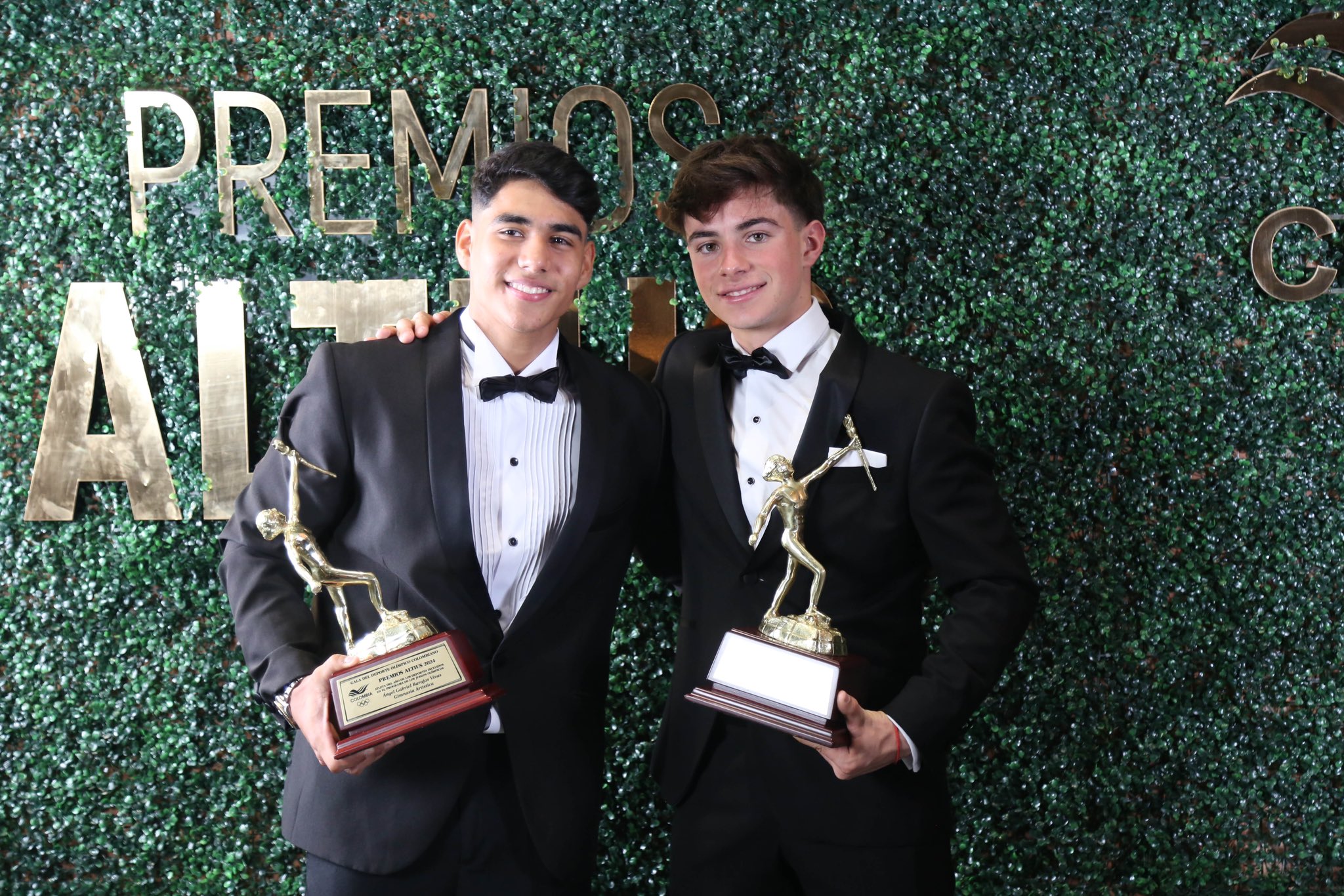 David Alonso y Ángel Barajas los mejores ganan los Premios Altius 2024 Agenciapi.co